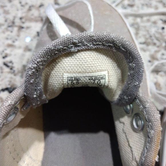 Van's Authentic Women's Sneakers - Picture 12 of 12